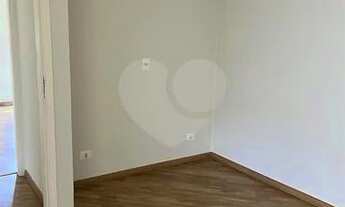 Imagem 7: Apartamento na Vila Mariana, 90m2 sendo 2 quartos, 1 suíte, lavabo, com armários, vaga fix