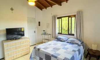 Imagem 6: Casa para aluguel e venda possui 150 metros quadrados com 3 quartos em Praia do Rosa - Imb