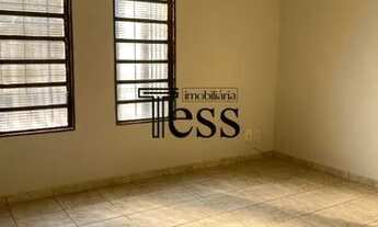 Imagem 3: Casa para alugar no Bairro Jardim Nazareth com 2 dormitórios, portão eletrônico e 2 vagas