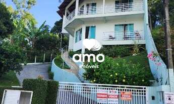 Imagem 2: Casa de alto padrão à venda em Brusque / SC