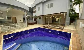 Imagem 2: Alugo Majestosa Mansão Semi-mobiliada com Piscina Privativa no Cond. Montenegro Boulevard