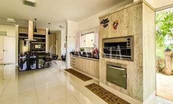 Imagem: Casa à venda no bairro Aeroporto - Araçatuba/SP