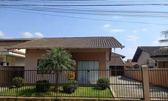 Imagem: Aluga casa 3 quartos Paranaguamirim