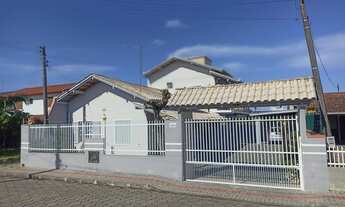 Imagem: Casa ampla no terreno - 05 dormitórios