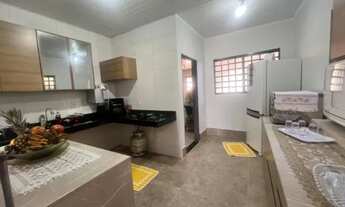 Imagem 2: Vende-se casa em planalto 3 quartos