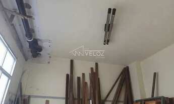 Imagem 2: Kitnet/Conjugado - / Residencial / Centro