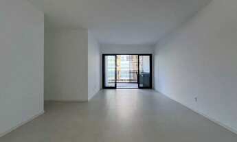 Imagem 3: Apartamento Garden Exclusivo na Praia do Canto Disponível para Locação: 156m² com 41m² de