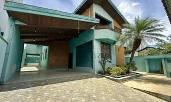 Imagem 2: Oportunidade - Casa em Condomínio - Condomínio Jardim das Colinas - 4 Dormitórios - 400m²