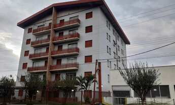 Imagem 2: Apartamento no último andar com 70m² para venda no centro