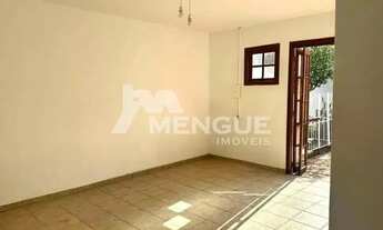 Imagem 2: Aluga-se casa com 3 dormitórios em Ipanema com 250m² por R$ 4.400,00