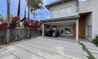 Imagem 5: Imóvel Mobiliado | 5 Súites | Moderno com Piscina | Fundo para linda mata