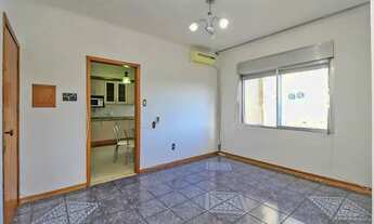 Imagem 2: Imóvel para venda possui 79 metros quadrados com 3 quartos em Santana - Porto Alegre - RS