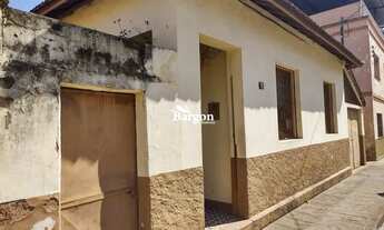 Imagem 3: Casa com 4 quartos sendo 1 suíte a venda no Centro de Lima Duarte