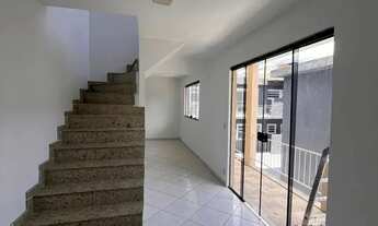 Imagem 2: Apartamento Duplex com 2 quartos em Galo Branco - São Gonçalo - RJ
