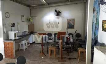 Imagem 3: Comodo - CENTRO Galpão / depósito com aluguel por R$1.600 /mês