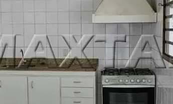 Imagem 4: Prédio comercial em Santana com três andares, várias salas e área de lazer com churrasquei