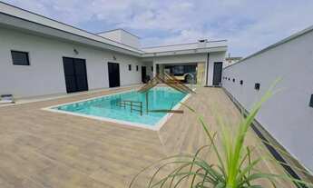 Imagem 3: Linda casa térrea com 3 suítes no Ninho Verde 1, mobiliada, área de lazer com piscina