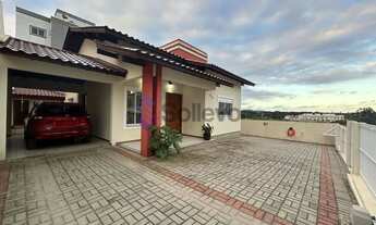 Imagem: Casa à venda no bairro Village - Imbituba/SC