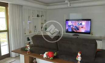 Imagem 7: Linda casa duplex com piscina, campo de futebol . Oportunidade área de lazer completa a ve