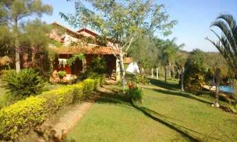 Imagem 4: Sitio de 3 ha, todo terra de cultivo, lazer completo, piscina, sala de jogos