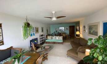 Imagem 3: Apartamento à venda em Pitangueiras, frente mar, sacada, 2 vagas de garagem