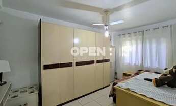 Imagem 6: Casa para venda possui 120 metros quadrados com 5 quartos em Hércules - Canoas - RS