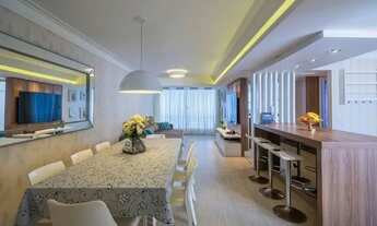 Imagem 2: Apartamento para venda possui 149 metros quadrados com 3 quartos em Centro - Balneário Cam