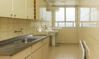 Imagem 6: PORTO ALEGRE - Apartamento Padrão - Partenon