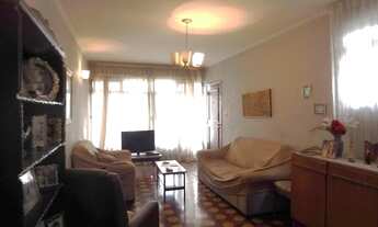 Imagem 4: Sobrado em rua tranquila com ótima localização