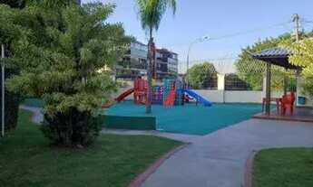 Imagem 3: Casa de condomínio para venda possui 260 metros quadrados com 4 quartos