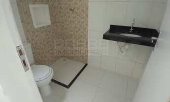 Imagem 5: Casa 2/4 sendo 1 suíte com 1 vaga de garagem no Lot. Nossa Sra do Carmo