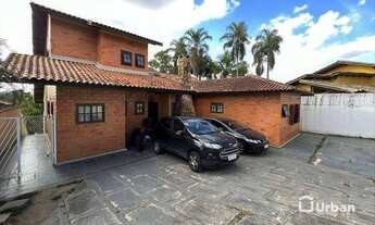 Imagem 5: Oportunidade com 6 quartos na melhoor localização