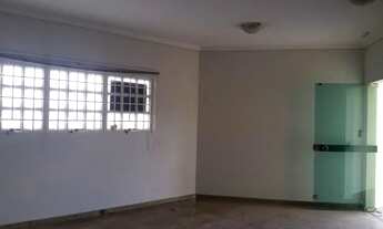 Imagem 3: Aluga casa comercial AV Juscelino K. Oliveira com 6 salas, cozinha, 6 banheiros com acessi