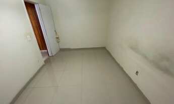 Imagem 2: Apartamento Vazio em Padre Miguel