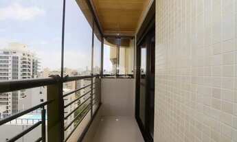 Imagem 2: Apartamento para venda tem 42 metros quadrados com 1 quarto em Centro - Florianópolis - SC