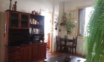 Imagem 2: Sala, 2 quartos, andar alto, no coração da Lapa/ subida Santa Teresa