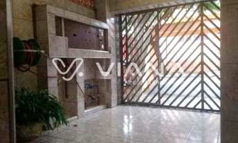 Imagem: Sobrado com 4 Quartos e 3 banheiros à Venda