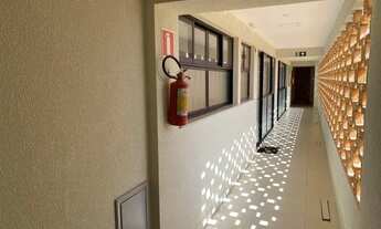 Imagem 6: Apartamento para Venda em Maringá, Zona 07, 2 dormitórios, 1 suíte, 2 banheiros, 1 vaga