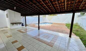 Imagem 7: Casa de condomínio sobrado para venda possui 340 metros quadrados com 4 quartos