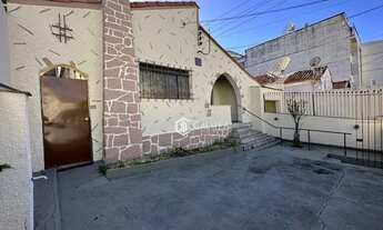 Imagem 2: Casa com 3 dormitórios para alugar, 300 m² por R$ 3.859,66/mês - Passos - Juiz de Fora/MG