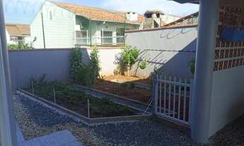 Imagem 5: Casa ampla no terreno - 05 dormitórios - 450m da praia - Semi mobiliado