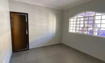 Imagem 2: CASA COM 3 QUARTOS NO RIACHO FUNDO 1 NA QS 06