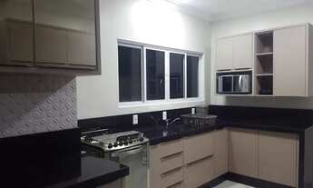 Imagem 2: Casa com 3 Dormitórios no Bairro Bombas em Bombinhas