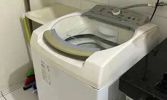 Imagem 2: Alugo apartamento mobiliado, dois quartos sendo uma suite