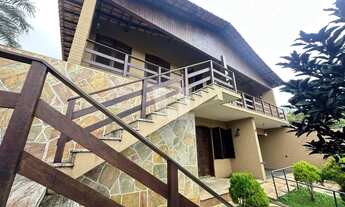 Imagem: Casa de 327 m² 2 em pavimentos bairro belvedere