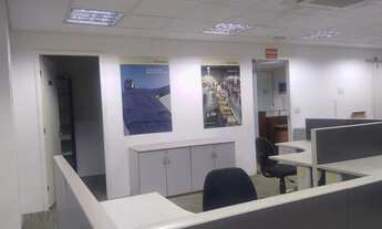 Imagem 2: ALUGA SE EXCELENTE CONJUNTO DE SALAS COMERCIAIS NO CENTRO DO RIO