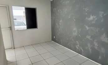 Imagem 6: Linda casa aconchegante sendo 2/4 com lateral e garagem coberta e 05 minutos do Shopping B
