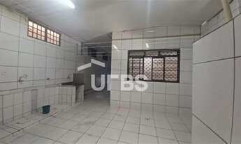 Imagem 4: Casa Comercial de 370,00 m² em Localização Privilegiada - Nova Suiça