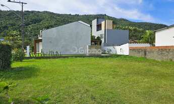 Imagem: Terreno de 400m² na Ponta das Canas