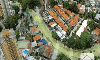 Imagem 3: Terreno em aclive na vila gomes